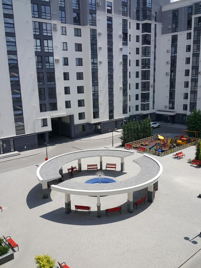 Новые Апартаменты Lux Chisinau Exterior foto